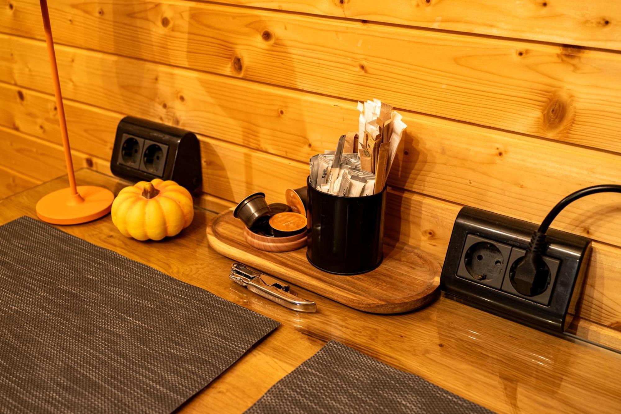 Glamp In Style Pods Resort Bran  Esterno foto