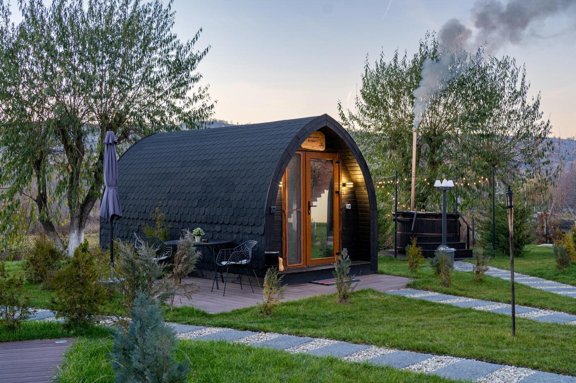 Glamp In Style Pods Resort Bran  Esterno foto