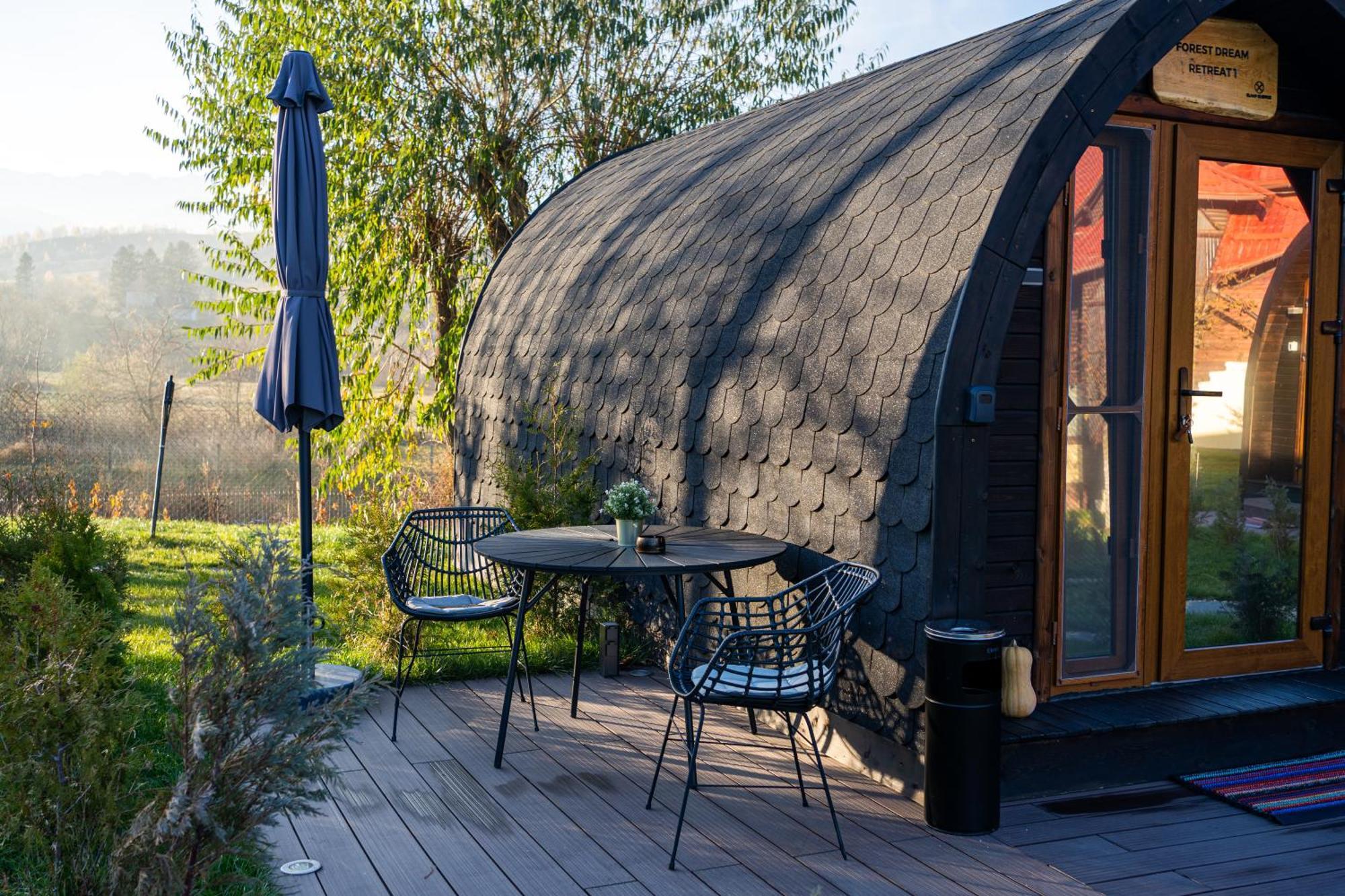 Glamp In Style Pods Resort Bran  Esterno foto