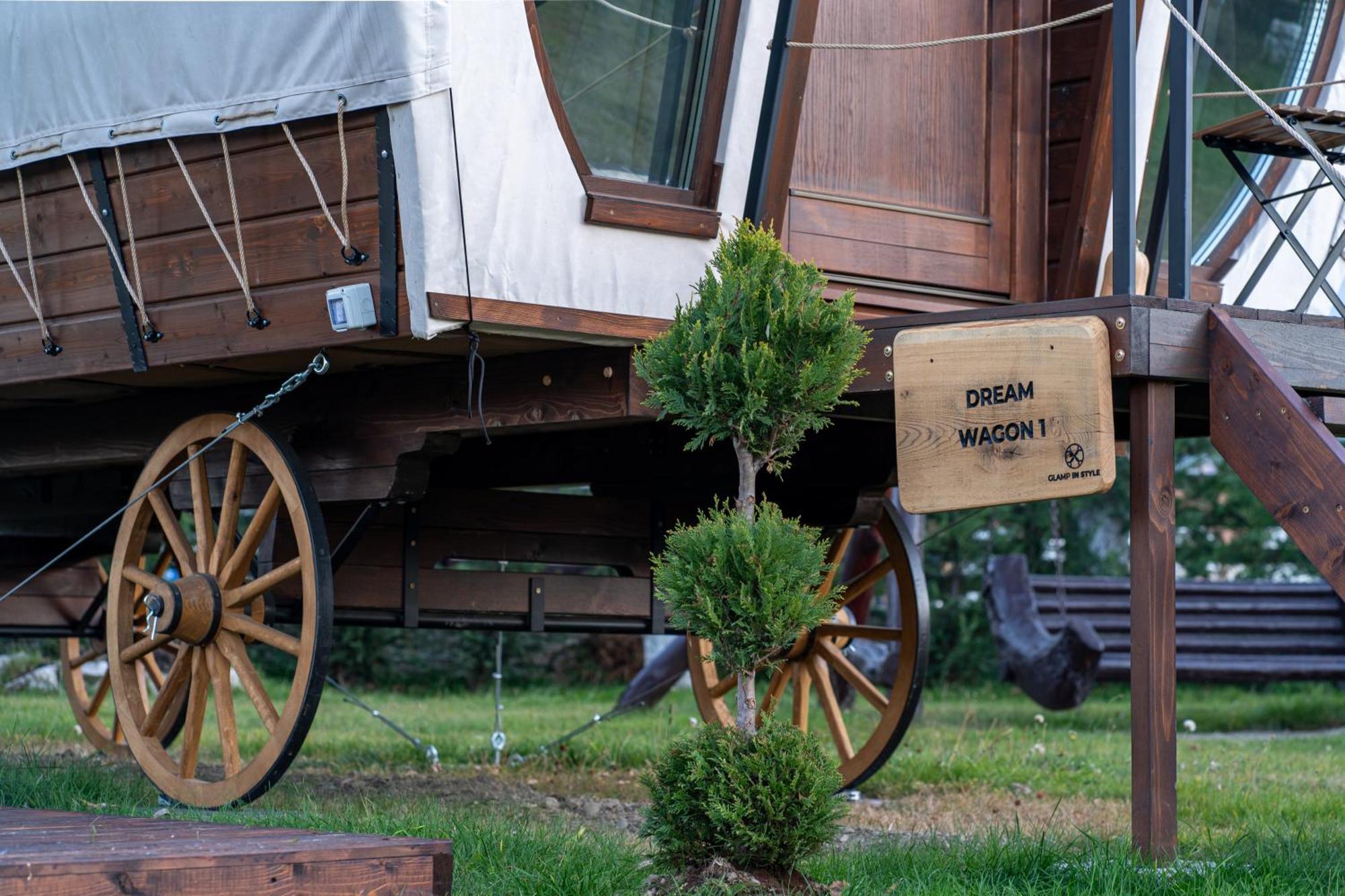 Glamp In Style Pods Resort Bran  Esterno foto
