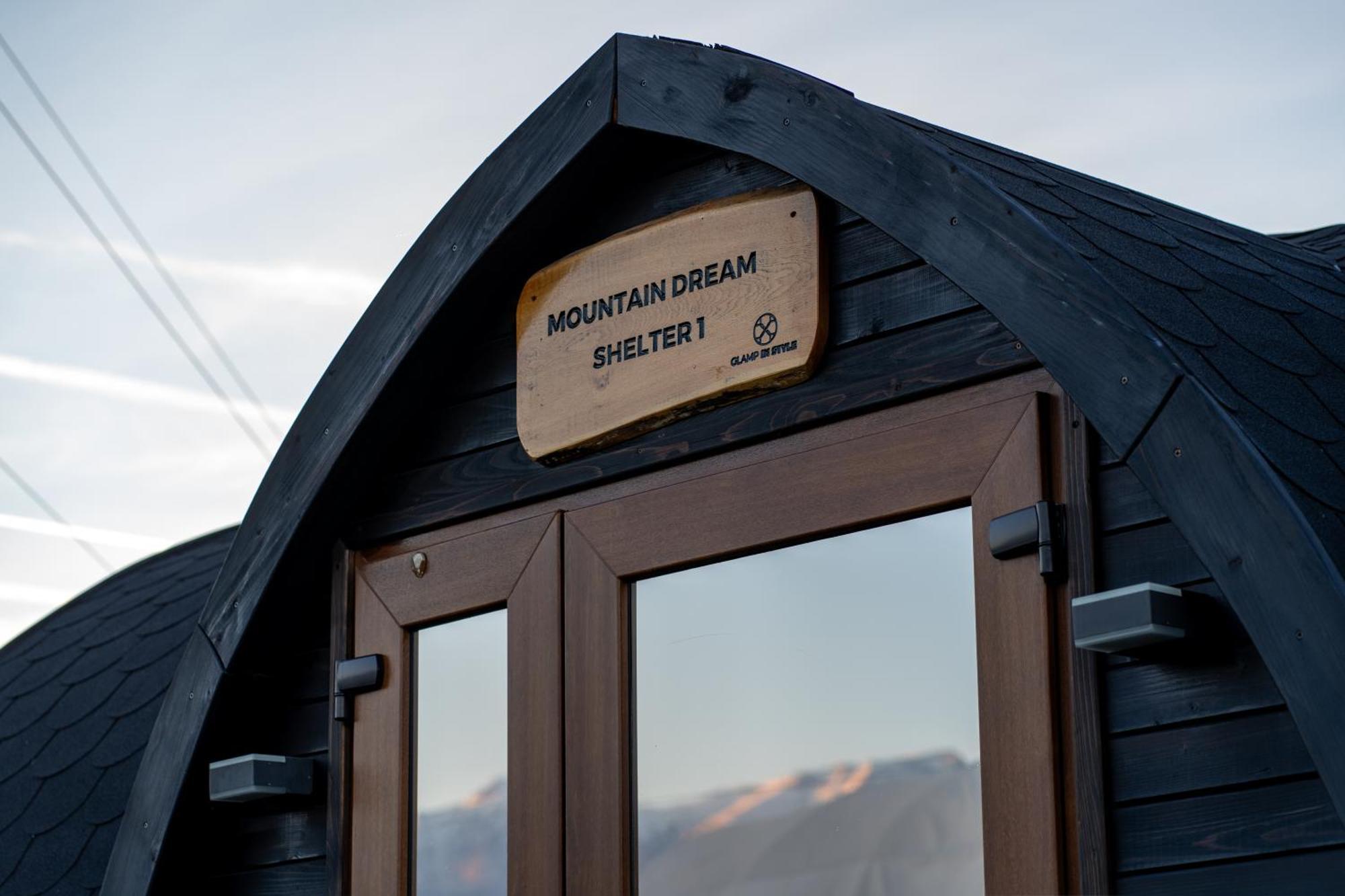 Glamp In Style Pods Resort Bran  Esterno foto