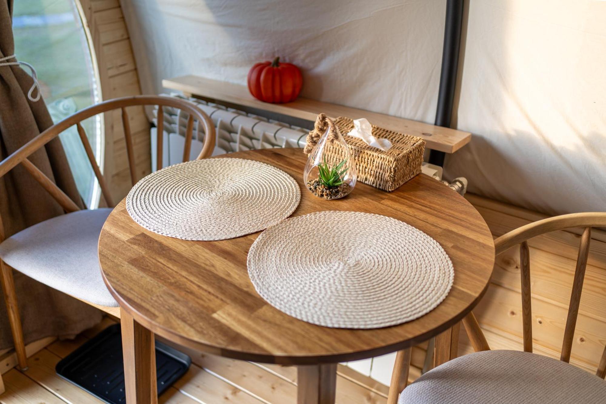Glamp In Style Pods Resort Bran  Esterno foto